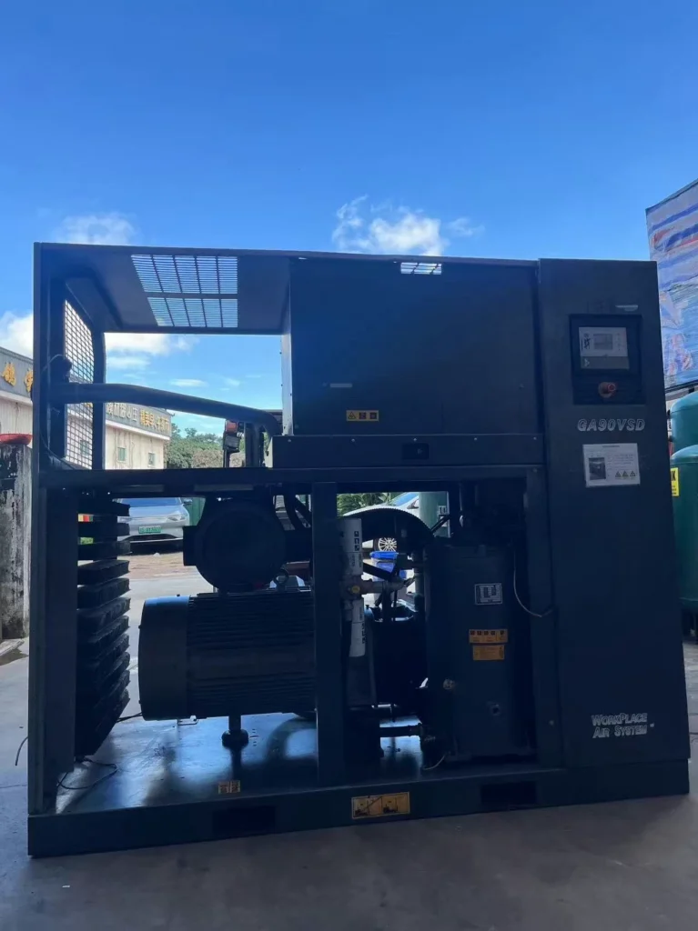Atlas Copco GA90 VSD details display
